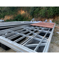Ponton flottant en aluminium avec cadre et terrasse en WPC