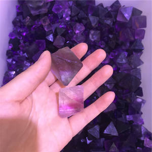 Bella <span class=keywords><strong>pietra</strong></span> di ottaedro di cristallo di quarzo <span class=keywords><strong>Fluorite</strong></span> viola roccia naturale per la decorazione domestica - Product Image 5