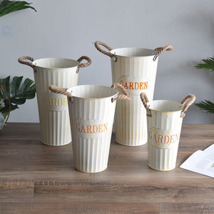 Vases en fer rayés pour jardin avec poignées, pots de fleurs ronds pour décoration de bureau ou de sol, jardinières décoratives - Product Image 4