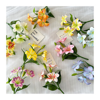 QYY XUANCAO 3 Blumen 2 Knospen Langstieliger Künstlicher Sternblumen-Lilienstrauß mit 3 Tigerlilien-Köpfen für Hochzeits- und Partydekoration