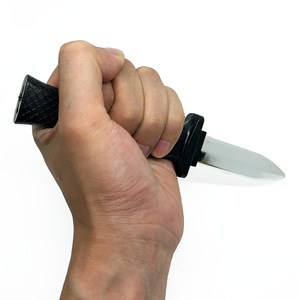 มีดปลอมแบบยืดหดได้ ทำจากพลาสติก สำหรับวัยรุ่น ของเล่นแกล้งคน ของเล่นตลกจากจีน - Product Image 3