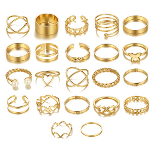 Nuevo Anillo de Moda con Forma de Corazón y Mariposa Estilo Punk, Juego de Anillos Apilables de 22 Piezas, Anillo de Aleación Dorada con Perlas y Corazones para Mujer - Product Image 4