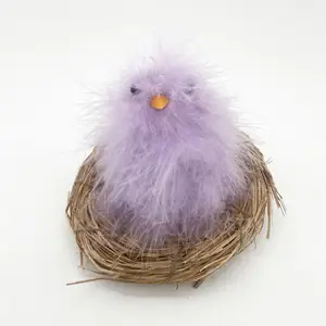 2024 nuovo Design decorazione pasqua peluche nido di pollo artificiale piccolo tavolo ornamenti piuma animale