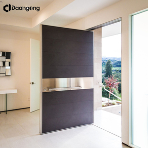 Cancello Esterno in Alluminio con Design Moderno a Doghe per Giardino Anteriore di Casa Contemporanea - Product Image 6