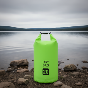 Borsa Impermeabile Verde da 5,3 Galloni in PVC per Kayak e Attività all'Aperto - Product Image 2