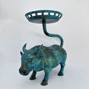 Lámpara de bronce con forma de buey, artefacto antiguo chino de bronce, valor artístico práctico, famosa lámpara de bronce con incrustaciones de plata, artesanía en metal. - Product Image 1