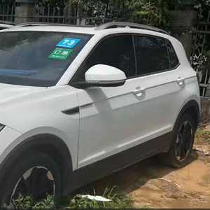 Voiture d'Occasion Volkswagen Tacqua 2023 Full Option VW 200TSI DSG R-Line Smart Link 1.5 MPI Voiture d'Occasion SUV Compact Tacqua Économique - Product Image 4