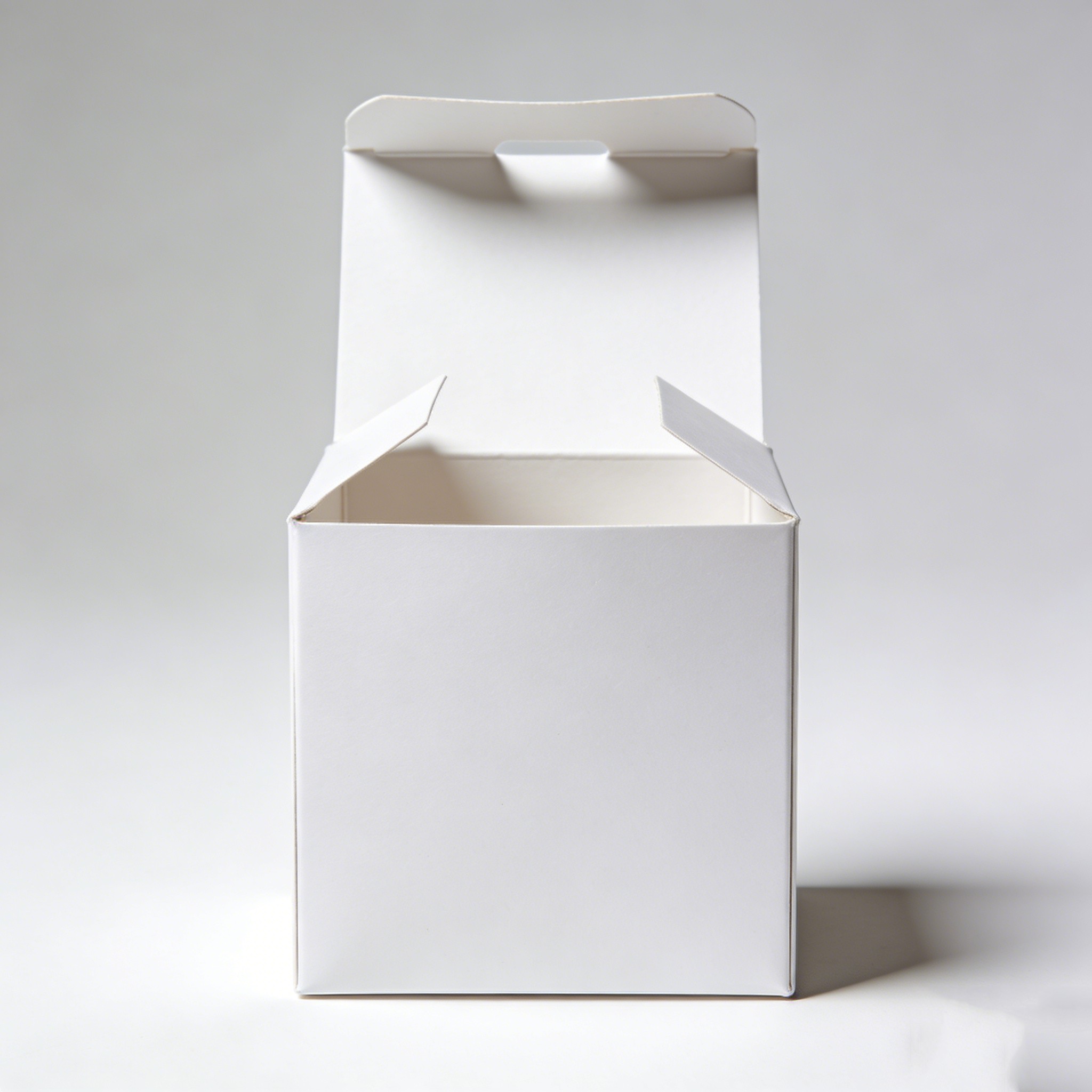 White Cardboard Paper Boxes High Quality Sturdy Lightweight Recyclable for Gift Packaging Food Storage and Retail Display