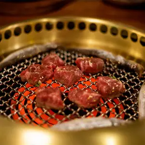 Restaurant Koperen Deksel Japanse Stijl Ingebed Rookloze Elektrische Koreaanse Bbq Grill Met Zuiveraar