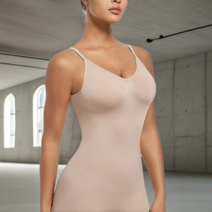 Body sculptant sans dos pour femme, effet push-up fessier et contrôle du ventre, sans couture, personnalisable - Product Image 4