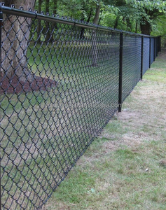 Clôture de ferme en grillage tressé enduit de PVC avec services de pliage et de découpe pour la sécurité périmétrique - Product Image 4