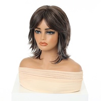 Perruque en fibres synthétiques naturelles pour femme, couvrante, avec frange queue de loup, mèches brunes, résistante aux hautes températures, volumineuse et réaliste
