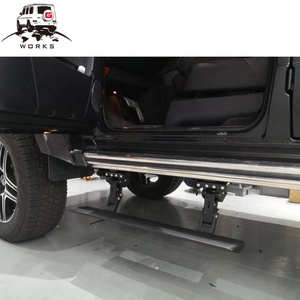 Marchepieds électriques latéraux en aluminium argenté pour Mercedes-Benz Classe G W463 G550 B800 4x4 (2013-2018) - Product Image 4