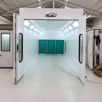 Cabine de peinture automobile RuiBo, blanche, avec portes doubles, panneaux filtrants au mur arrière et porte latérale pour le personnel