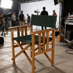 Chaise de directeur pliable professionnelle au design épuré, avec structure en bois de hêtre, pour négociations en extérieur, patio, bureau, terrasse, réunions et réceptions - Product Image 1