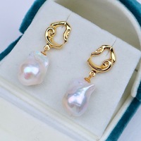 Boucles d'oreilles créoles pour femmes Style tendance jaune plaqué or 14 carats grandes boucles d'oreilles colorées en perles baroques d'eau douce naturelles pour mariage