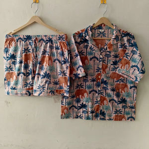 Conjunto de Pijama de Dos Piezas para Mujer, Unisex, Transpirable, de Algodón, con Estampado Floral, Elegante, para Primavera y Verano - Product Image 1