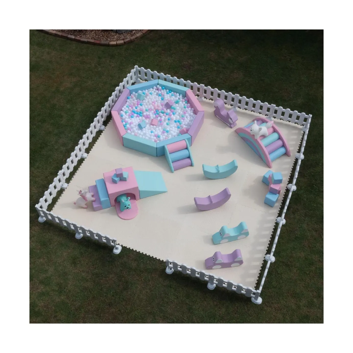 Oktagonal taman bermain Pastel anak-anak, perlengkapan dasar permainan lembut digunakan untuk dijual rencana bisnis mainan anak dalam ruangan lembut