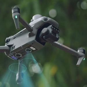 โดรน Mavic 3M รุ่น Global Version Mavic 3 Multispectral M3M พร้อมกล้อง RGB ระบบ RTK สำหรับการตรวจสอบพืชผลและการทำแผนที่ทางการเกษตร - Product Image 4