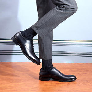 Chaussures habillées en cuir pour hommes, style business, à bout pointu, chaussures Oxford décontractées pour le bureau - Product Image 4