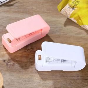 Mini Selladora de Bolsas Térmica, Selladora de Bolsas de Plástico para Alimentos, Cierre de Bolsas Portátil, Accesorios de Cocina - Product Image 1