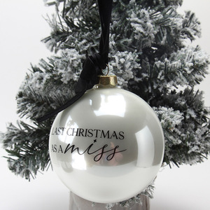 <span class=keywords><strong>Boules</strong></span> <span class=keywords><strong>de</strong></span> Noël en verre suspendues <span class=keywords><strong>de</strong></span> 6 cm, 8 cm, 10 cm avec logo <span class=keywords><strong>personnalisé</strong></span>, fournitures <span class=keywords><strong>de</strong></span> décoration <span class=keywords><strong>de</strong></span> Noël - Product Image 5