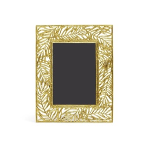 Cadre photo en métal magnifiquement conçu avec un design floral délicat en forme de cœur parfait pour la décoration intérieure et les cadeaux. - Product Image 6
