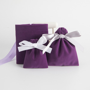 Sacchetti in Velluto con Coulisse per Gioielli, Orologi, Occhiali, Confezioni Regalo, Accessori, Sacchetti per Conservazione all'Ingrosso - Product Image 4