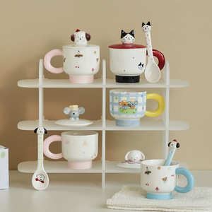Taza de cerámica con diseño de koala, con tapa, apta para lavavajillas, regalo para niñas, taza para el desayuno - Product Image 1