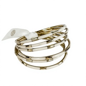 Brazaletes de Latón con Resina y Baño de Oro Hechos a Mano para Mujer, Joyería de Boda, Modernos, Certificados por IGI, Venta al Por Mayor - Product Image 6