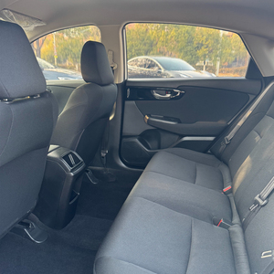 <span class=keywords><strong>Honda</strong></span> <span class=keywords><strong>Civic</strong></span> 1.5T CVT Usata Affidabile con Cambio Automatico, Sedili in Pelle, Telecamera Posteriore, Pneumatici R16, Ottime Condizioni, Guida a Sinistra, Trazione Anteriore - Product Image 5