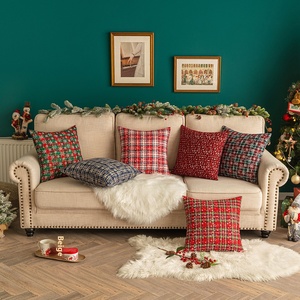 Cuscino Quadrato con Fiocco di Neve per Capodanno, Decorazione per la Casa, Regalo per Compleanno o Natale - Product Image 2