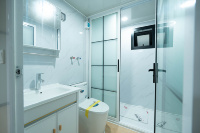 Maison conteneur pliable de 20 pieds à double aile, conteneurs pliables, mini-maison préfabriquée avec salle de bain complète