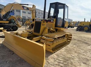 Bulldozer Caterpillar D4C/D5M/D6R Usado con Certificación CE, Motor, Bomba Hidráulica y Motor con Capacidad de Empuje de 4m - Product Image 5