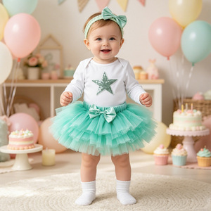 Pagliaccetto a maniche lunghe con stampa a cuore per neonata, vestito da principessa per il primo compleanno e set con gonna in tulle - Product Image 3
