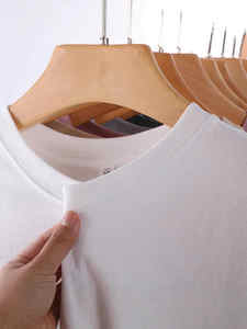 Camiseta de algodón unisex de 220 gramos para hombre, venta al por mayor, diseño personalizado con impresión de logotipo, camiseta lisa en blanco para hombre - Product Image 4