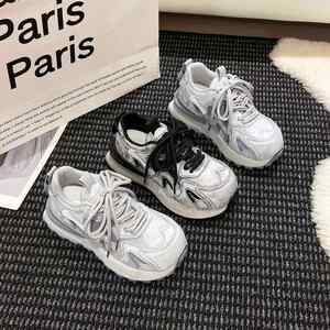 2026 Spring Korean Retro <b>Platform</b> Dad Shoes, Distressed Height-boost Casual Sneakers for Women - Product Image 3