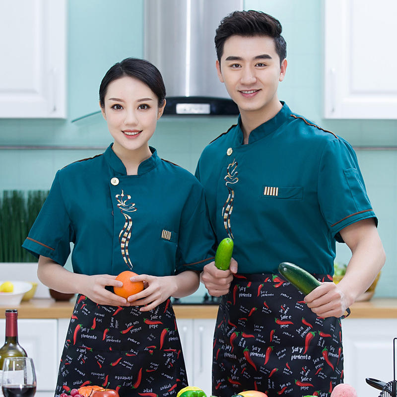 สีเขียวเข้ม