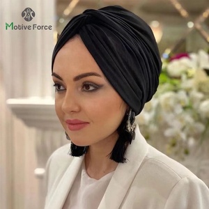 Hijab in Seta Modale Increspata Bianco da Donna, Modello Istantaneo, Stile Arabo, con Sottohijab in Voile Soie De Medine - Il Più Venduto - Product Image 1