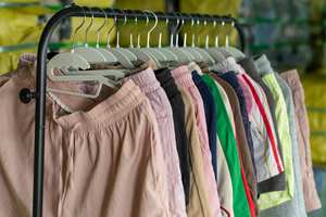 SH05 Ropa <span class=keywords><strong>de</strong></span> Segunda Mano <span class=keywords><strong>de</strong></span> Verano para Mujer, Vestidos <span class=keywords><strong>de</strong></span> Gasa, Jeans Ajustados y <span class=keywords><strong>de</strong></span> Pierna Ancha, Ropa Mixta <span class=keywords><strong>de</strong></span> Alta Calidad y Comodidad - Product Image 4