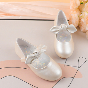 Zapatos planos de ballet estilo Mary Jane con lazo de princesa color champán para niñas, zapatos escolares para niñas, zapatos de vestir, de fábrica y OEM/ODM. - Product Image 1