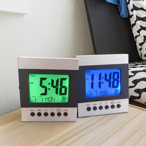 <span class=keywords><strong>Horloge</strong></span> numérique électronique la plus vendue, affichage de l'heure mondiale, de la température, multilingue, rétroéclairage, fonction snooze pour la chambre à coucher, le bureau - Product Image 1