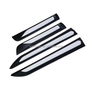 Embellecedor de puerta de coche blanco, Panel de moldura de carrocería de puerta, Placa de protección de puerta, piezas de carrocería, accesorios de coche para Hilux Revo Rocco 2021 - Product Image 2