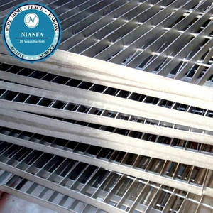 Grilles <span class=keywords><strong>de</strong></span> drainage en acier galvanisé pour caniveaux en béton, couvertures <span class=keywords><strong>de</strong></span> tranchées en acier, grilles <span class=keywords><strong>de</strong></span> drainage métalliques, tapis <span class=keywords><strong>de</strong></span> sol en <span class=keywords><strong>grille</strong></span> d'acier, écran noir - Product Image 4