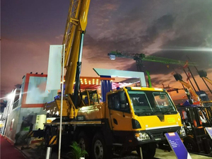 Nhiệm Vụ Nặng Nề 100T Xe Tải Cẩu 21.5T Countweight Dual-Giai Đoạn Outriggers <span class=keywords><strong>55T</strong></span> Móc Cho Khai Thác Mỏ - Product Image 4