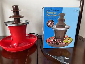 Fontaine <span class=keywords><strong>à</strong></span> <span class=keywords><strong>chocolat</strong></span> électrique 3 niveaux avec plateau de base divisé détachable pour fêtes et mariages - Product Image 5