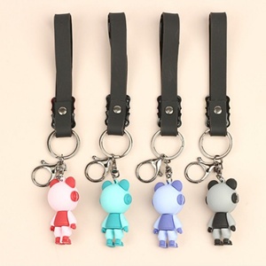 Llavero de PVC 3D de Plástico con Diseño de Oso Relámpago de Dibujos Animados, Suave y Adorable, Personalizado, Venta al por Mayor Barata - Product Image 4