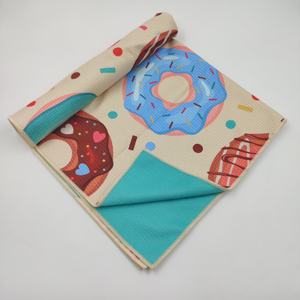 Toalla de playa sin arena de microfibra de secado rápido impresión personalizada toallas de camping de playa portátiles de plástico reciclado - Product Image 2