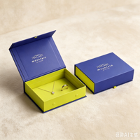Boîte d'expédition en kraft personnalisée avec intérieur vert, pliable, pour vêtements, cosmétiques, petites entreprises, cadeaux