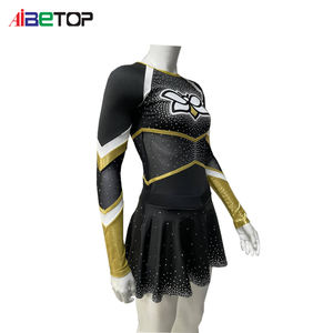 Uniforme de cheerleading CoolTech noir et or avec strass et dos croisé |   Restez fraîche et éclatante pendant des performances de deux heures - Product Image 3